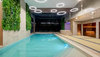 Загородный отель с бассейном Загородный отель с бассейном